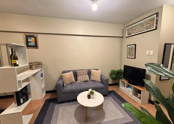 Modern 2br In Acacia Estate, Quiet & Appartement Manille