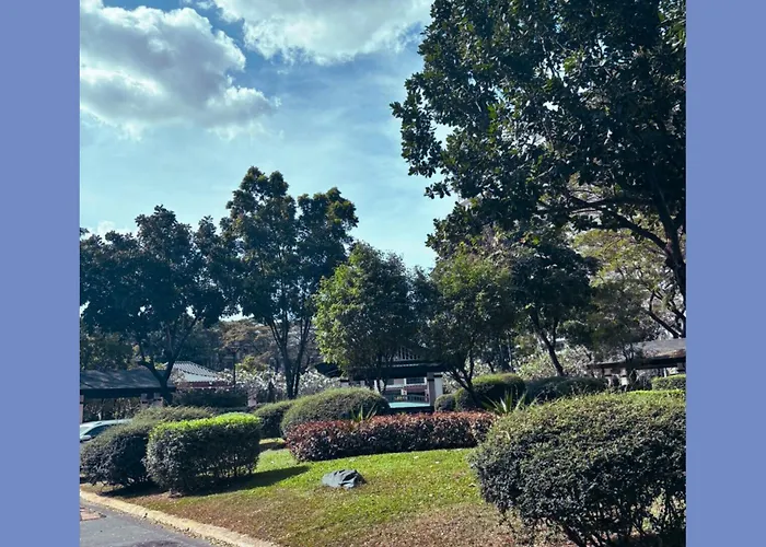 Modern 2br In Acacia Estate, Quiet & Appartement Manille